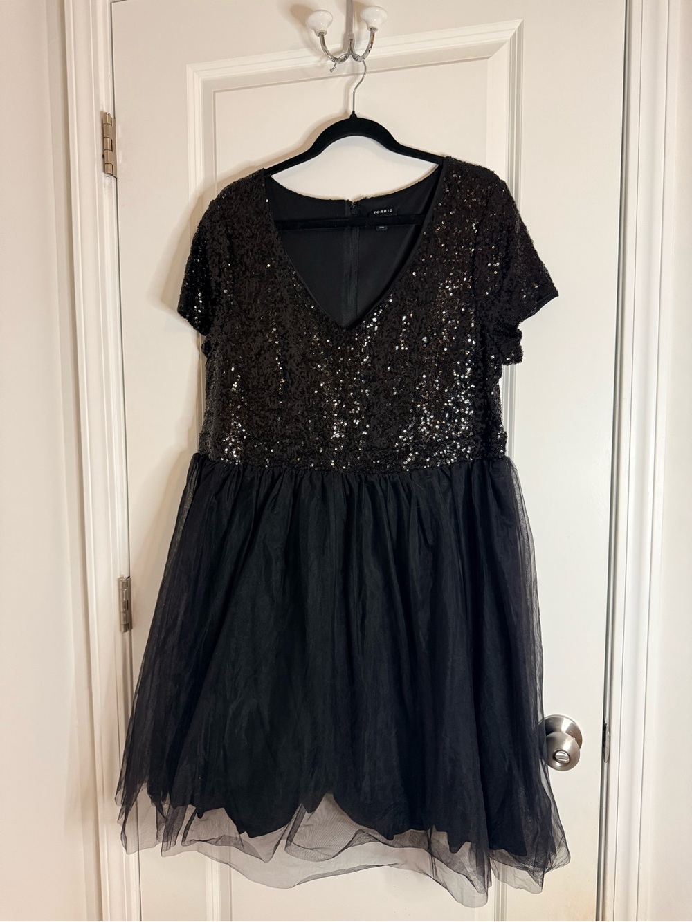 torrid Black Sequin V‑Neck Tulle Party Dress